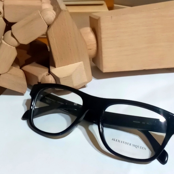 Alexander mcqueen black glasses - Picture 1 of 6
